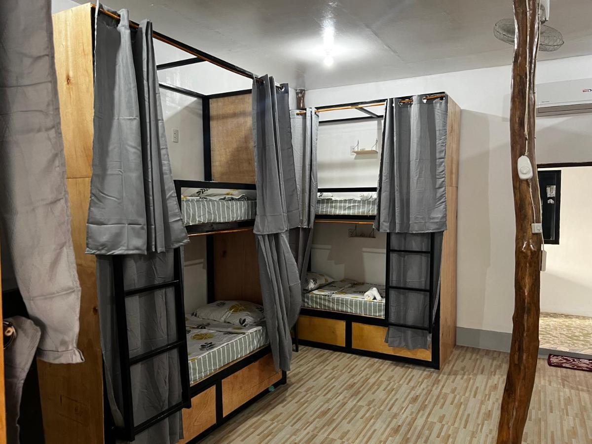 The Backyard Inn Moalboal Ngoại thất bức ảnh