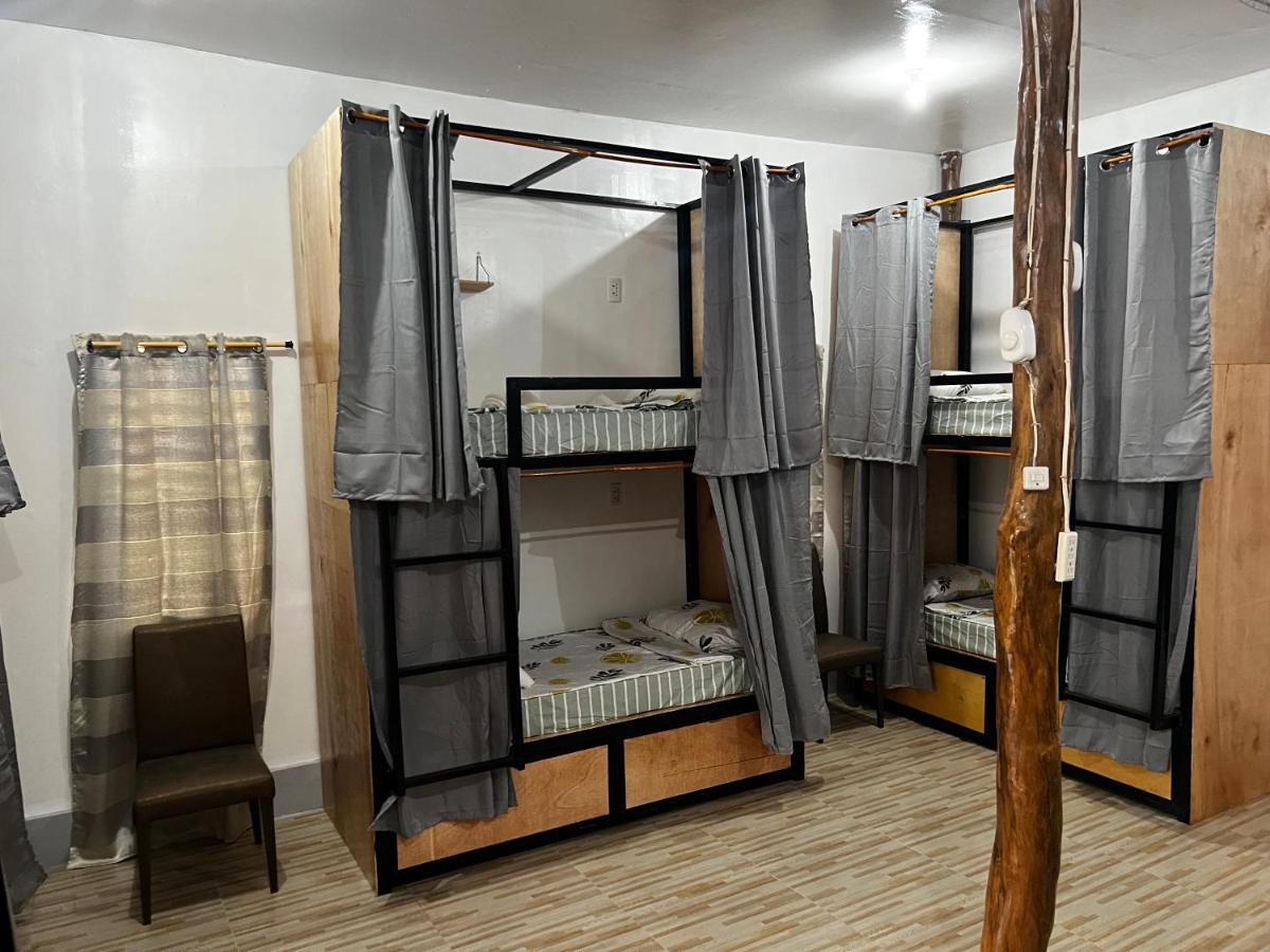 The Backyard Inn Moalboal Ngoại thất bức ảnh