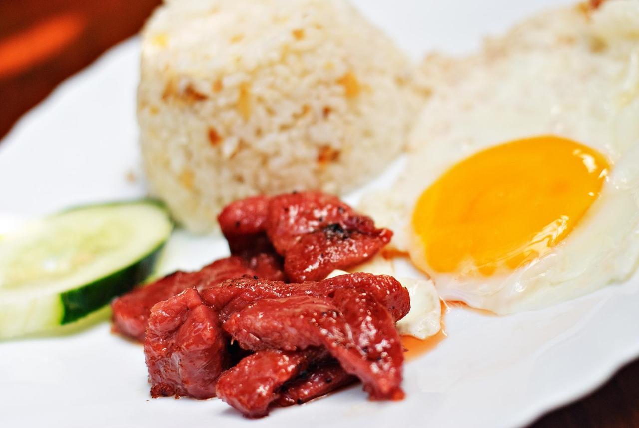 The Backyard Inn Moalboal Ngoại thất bức ảnh