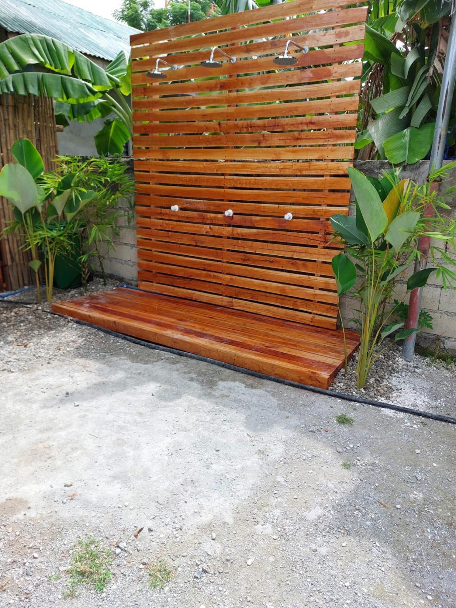 The Backyard Inn Moalboal Ngoại thất bức ảnh