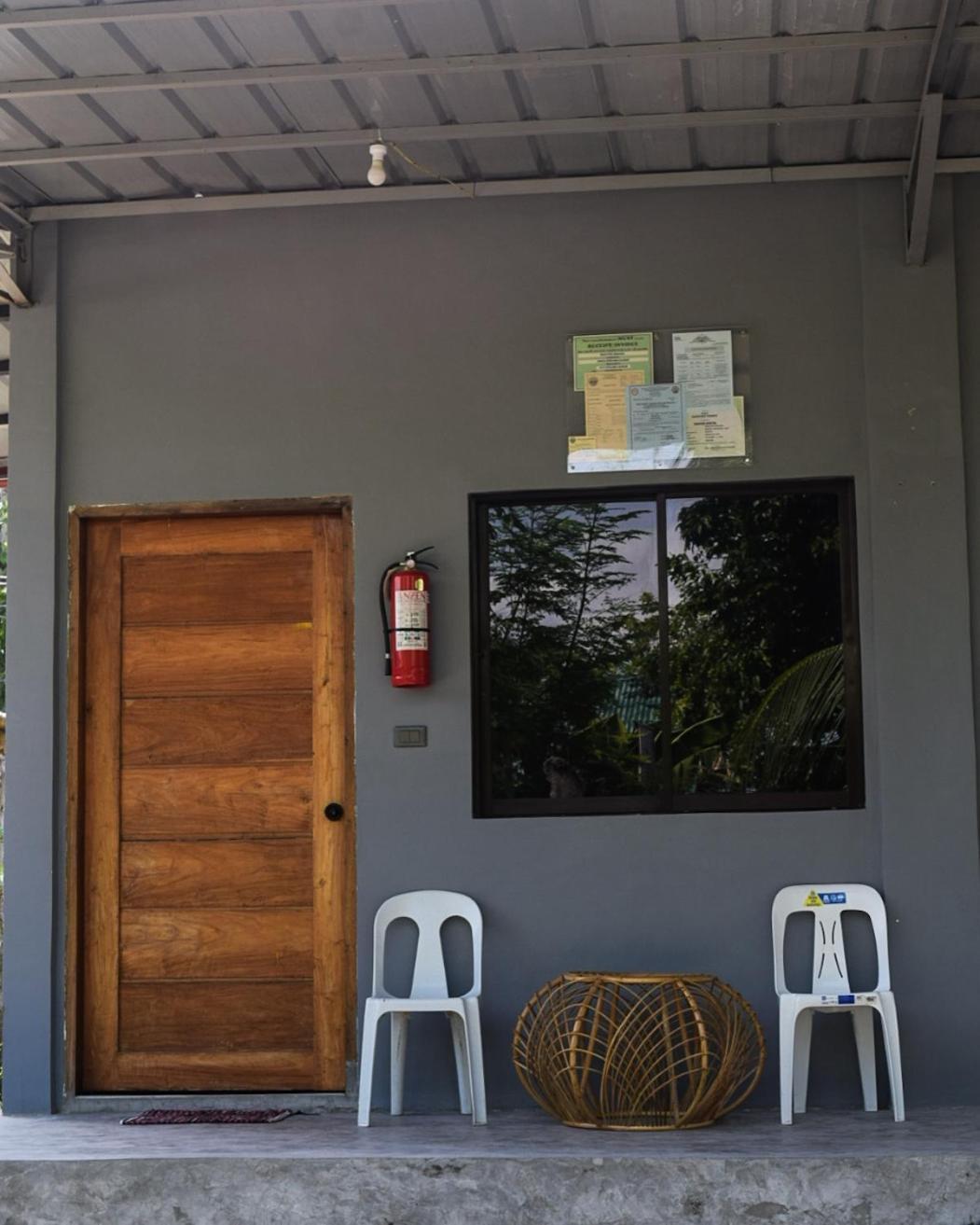 The Backyard Inn Moalboal Ngoại thất bức ảnh